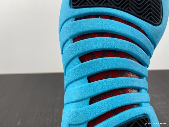 Gamma Retro 130690-027 Blue Jordan 12 0711